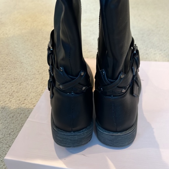 Women’s Size 8 Calf Boots - Picture 4 of 6